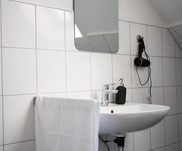 Old Town 2 Baths Dusseldorf