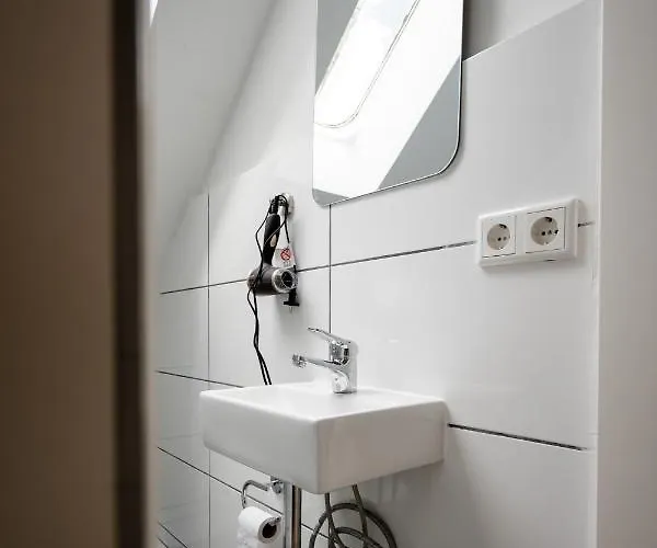 Old Town 2 Baths Dusseldorf