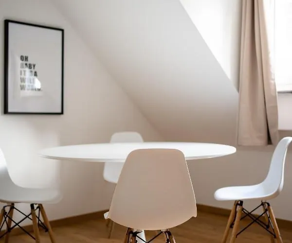 Old Town 2 Baths Ντίσελντορφ